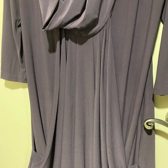 Purple dress - Picture 9 of 10